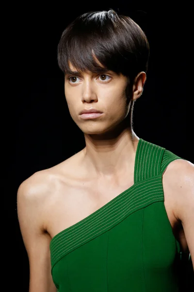 Look 19